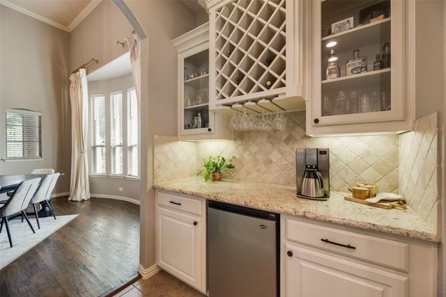 124 Crestbrook Drive, Rockwall, TX 75087