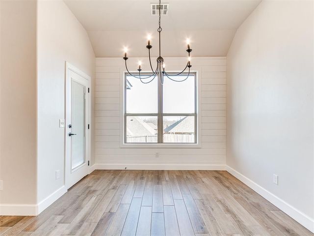 2115 Oakville Place, Norman, OK 73071