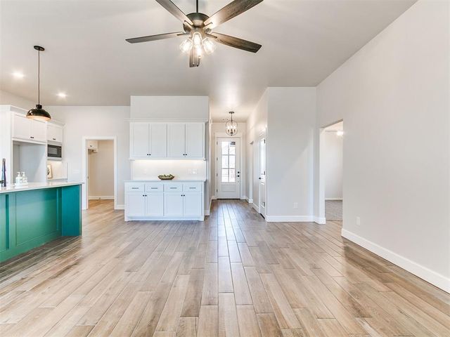 2115 Oakville Place, Norman, OK 73071