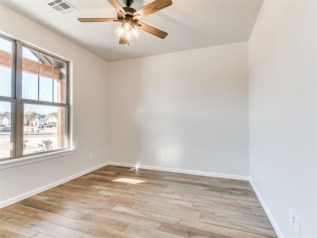 2115 Oakville Place, Norman, OK 73071