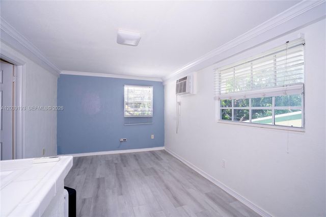 16990 NE 5th Court 2, North Miami Beach, FL 33162