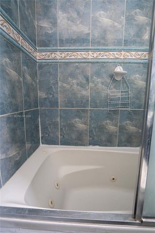 16990 NE 5th Court 2, North Miami Beach, FL 33162