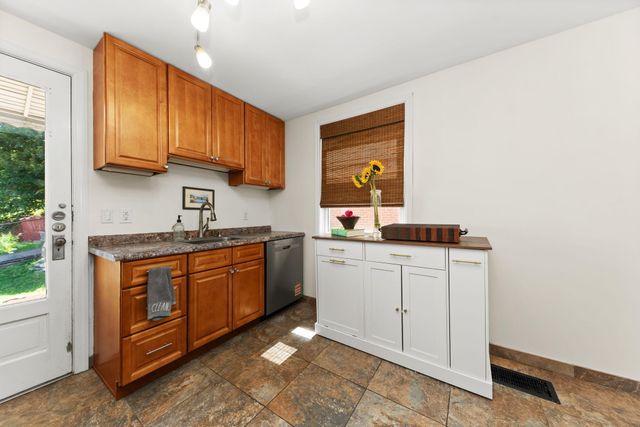 56 Parkview Avenue, Newport, KY 41071