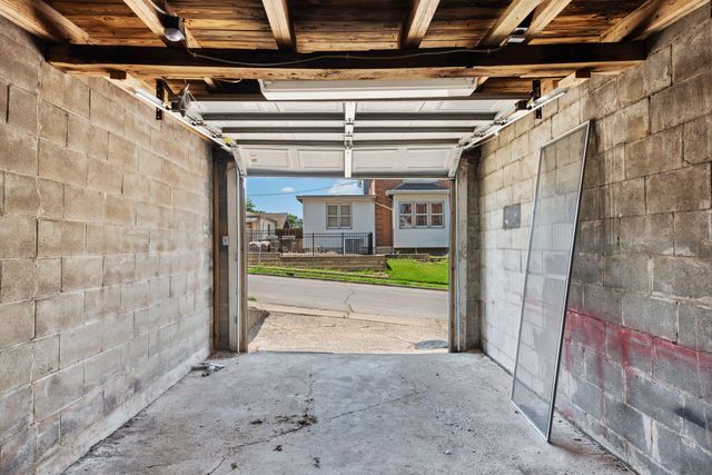 56 Parkview Avenue, Newport, KY 41071