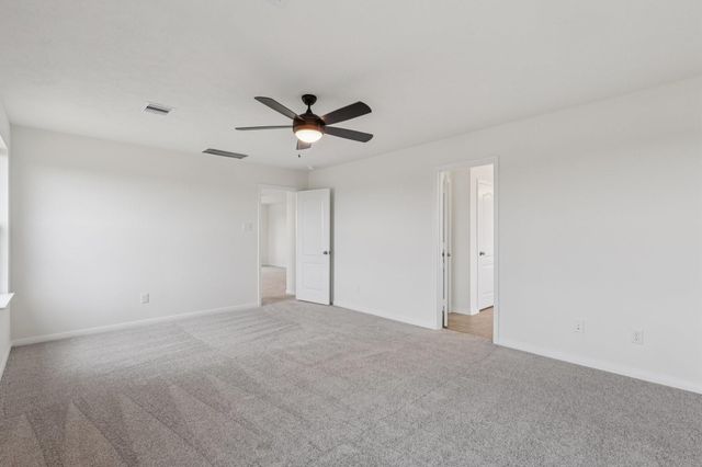 5619 Sanderling Circle, Hitchcock, TX 77563