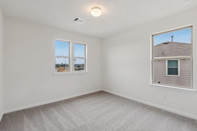 5619 Sanderling Circle, Hitchcock, TX 77563