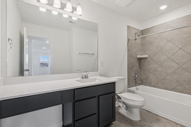 5619 Sanderling Circle, Hitchcock, TX 77563