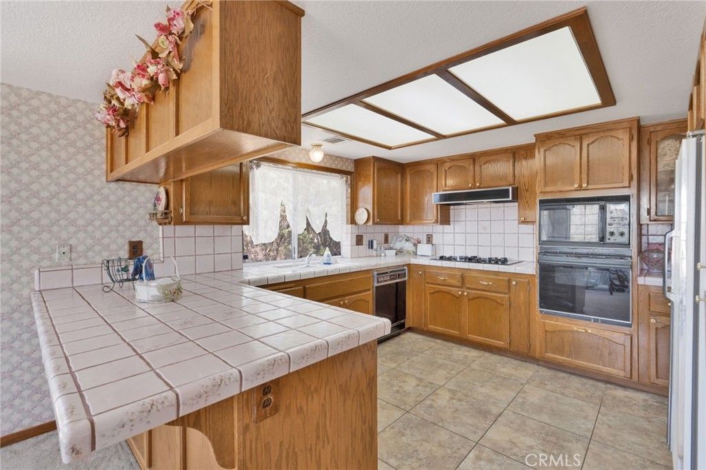 Image 12 of property listing at 8172 Coyote, Hesperia, CA 92344