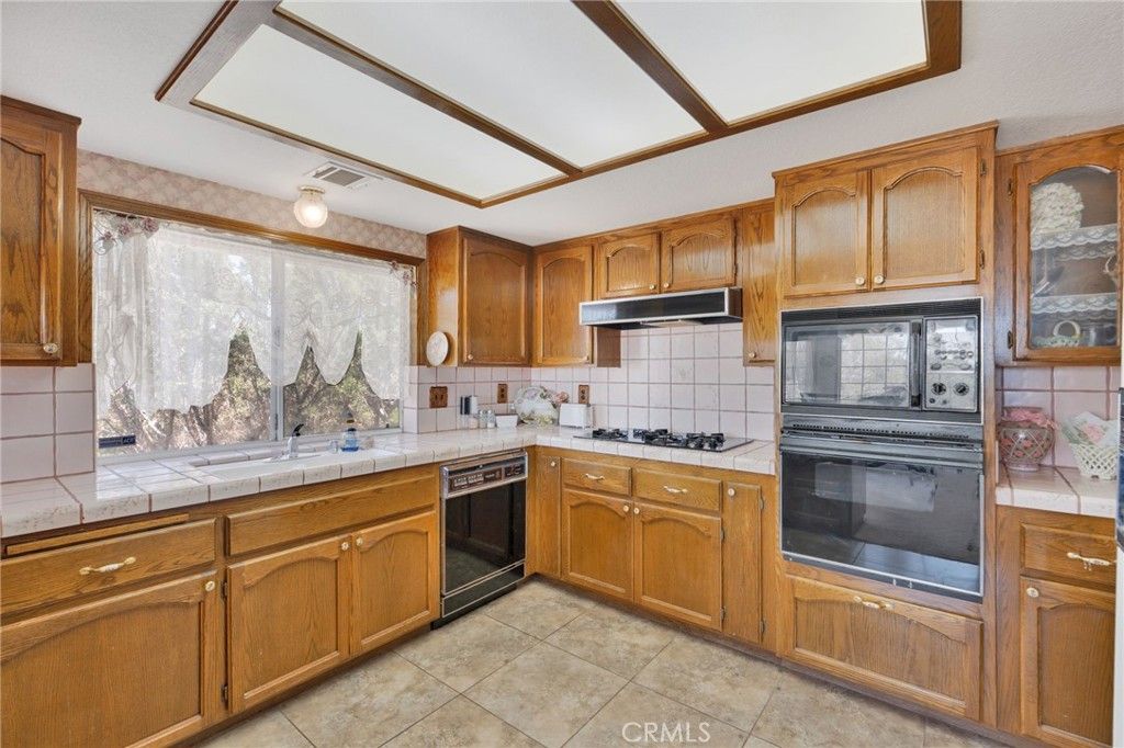 Image 13 of property listing at 8172 Coyote, Hesperia, CA 92344