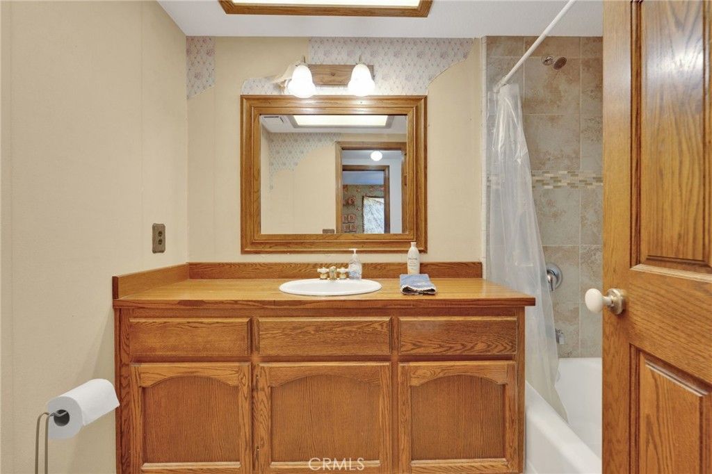 Image 23 of property listing at 8172 Coyote, Hesperia, CA 92344