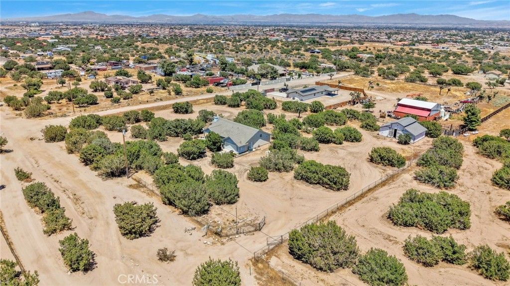 Image 49 of property listing at 8172 Coyote, Hesperia, CA 92344