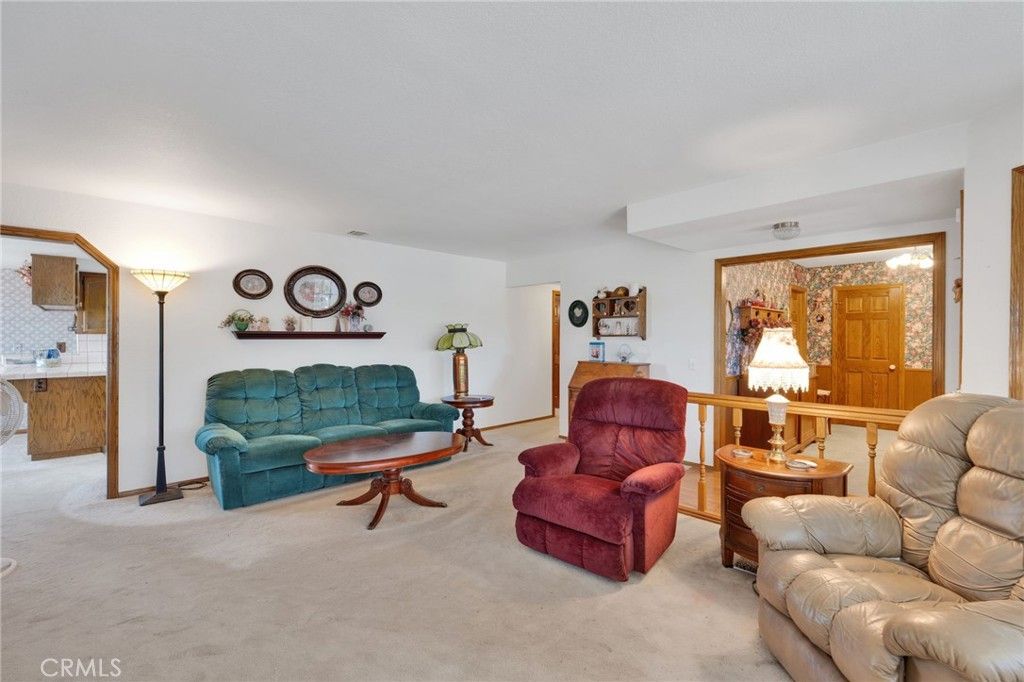 Image 6 of property listing at 8172 Coyote, Hesperia, CA 92344