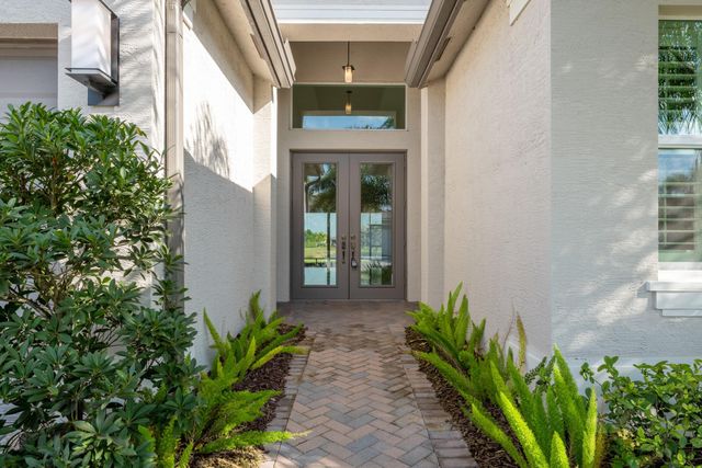 11965 SW Sandy Bay Cir, Port St Lucie, FL 34987