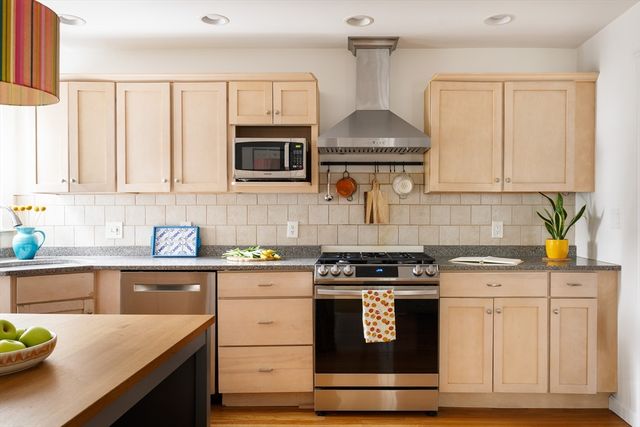 75 Florence Street, Somerville, MA 02145