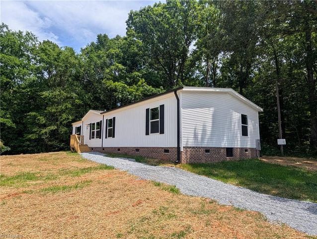 12402 Linwood Southmont Road, Lexington, NC 27292