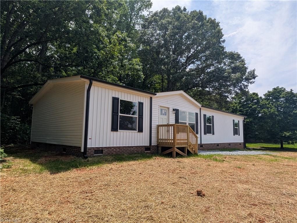 12402 Linwood Southmont Road, Lexington, NC 27292