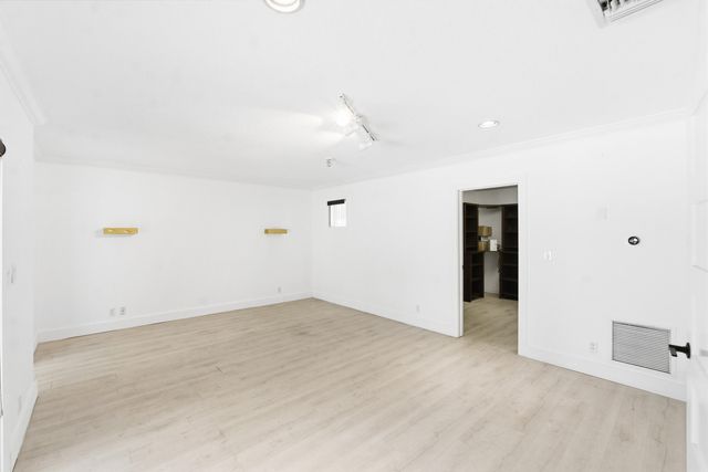 5900 Bayview Drive, Fort Lauderdale, FL 33308