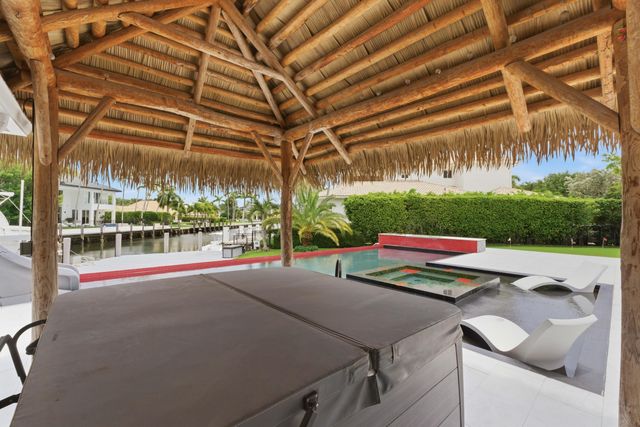 5900 Bayview Drive, Fort Lauderdale, FL 33308