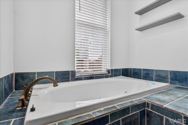 4272 Hartford Street, St Louis, MO 63116