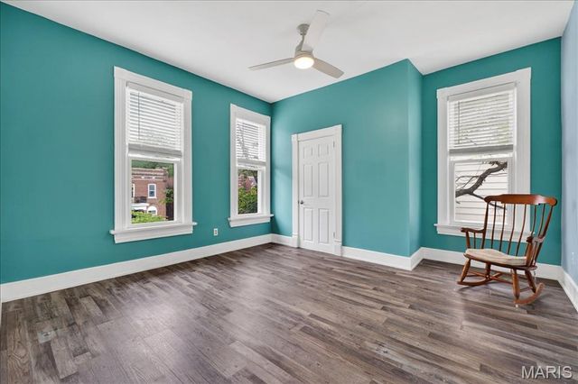 4272 Hartford Street, St Louis, MO 63116