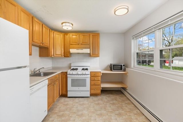 39 Farrwood Ave 1, North Andover, MA 01845