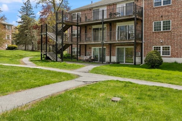 39 Farrwood Ave 1, North Andover, MA 01845