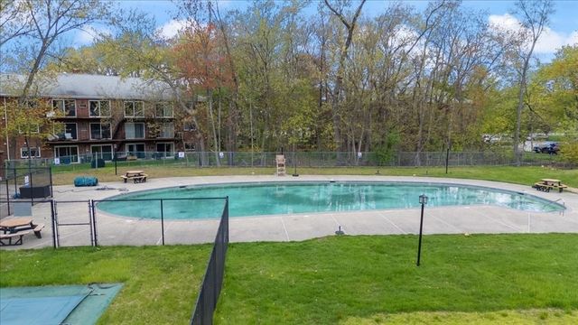 39 Farrwood Ave 1, North Andover, MA 01845