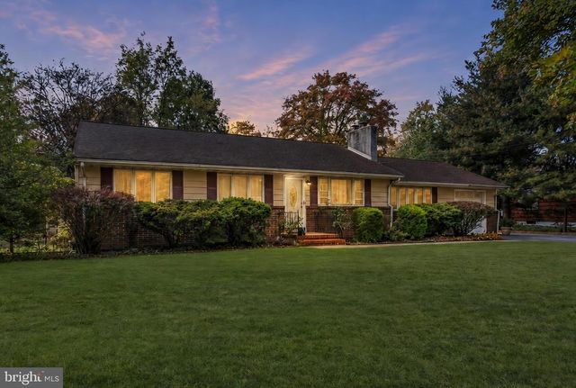 155 UPPER FERRY RD, Ewing Twp, NJ 08628