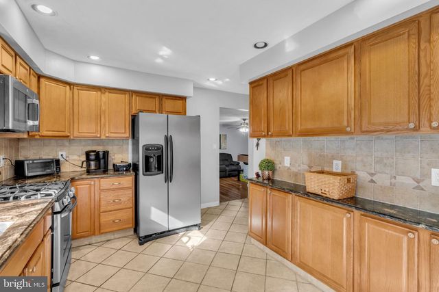 155 UPPER FERRY RD, Ewing Twp, NJ 08628