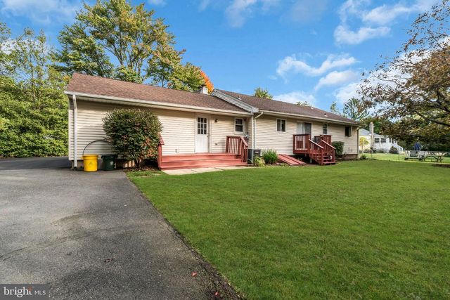 155 UPPER FERRY RD, Ewing Twp, NJ 08628