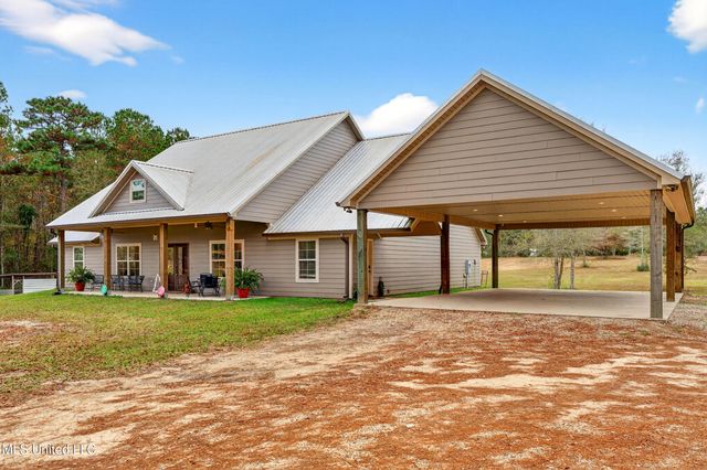 13 Homer Ladner Road, Poplarville, MS 39470