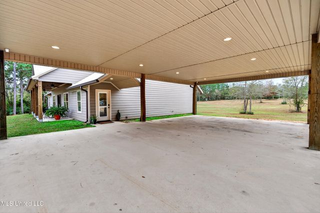 13 Homer Ladner Road, Poplarville, MS 39470