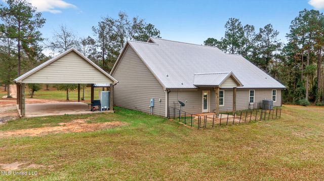 13 Homer Ladner Road, Poplarville, MS 39470