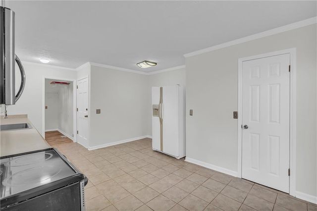 32 Cox Road SE, Cartersville, GA 30121