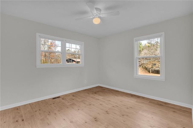 32 Cox Road SE, Cartersville, GA 30121