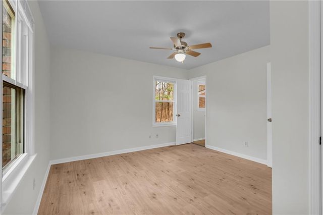 32 Cox Road SE, Cartersville, GA 30121