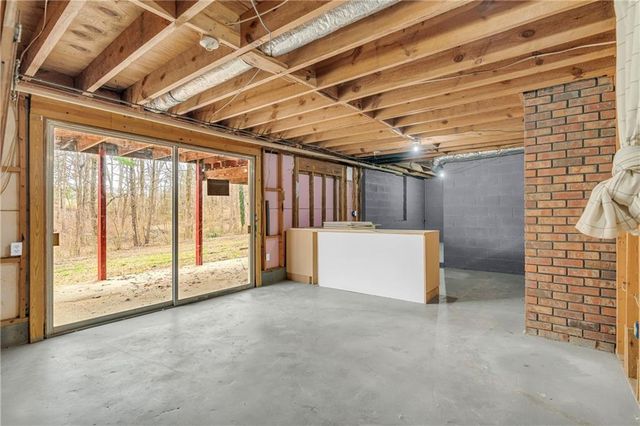 32 Cox Road SE, Cartersville, GA 30121