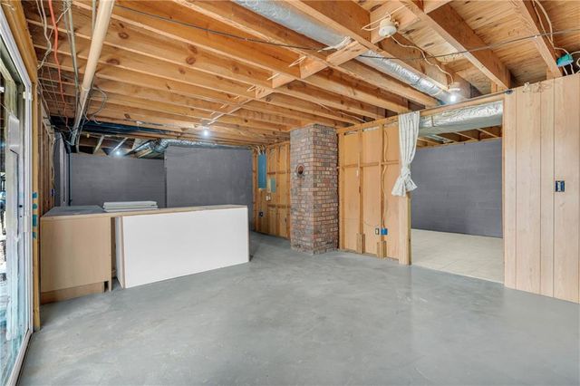 32 Cox Road SE, Cartersville, GA 30121