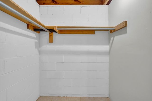 32 Cox Road SE, Cartersville, GA 30121