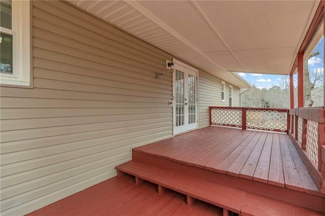 32 Cox Road SE, Cartersville, GA 30121