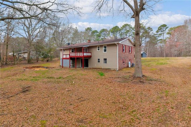 32 Cox Road SE, Cartersville, GA 30121