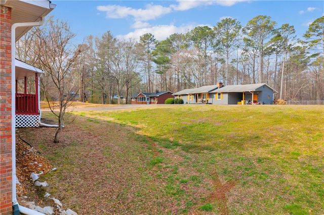 32 Cox Road SE, Cartersville, GA 30121