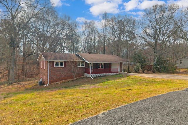 32 Cox Road SE, Cartersville, GA 30121