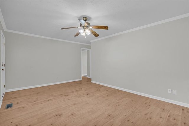 32 Cox Road SE, Cartersville, GA 30121