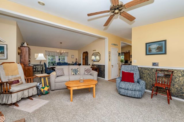 12 Diamondback Drive, Rochester, NH 03868