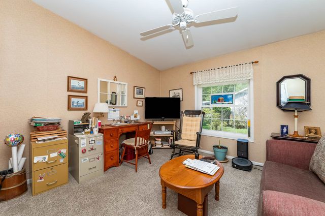 12 Diamondback Drive, Rochester, NH 03868