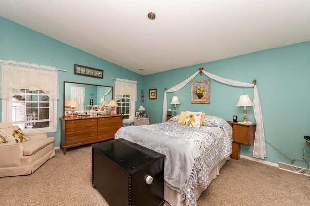 12 Diamondback Drive, Rochester, NH 03868