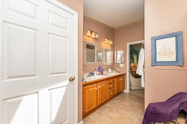 12 Diamondback Drive, Rochester, NH 03868