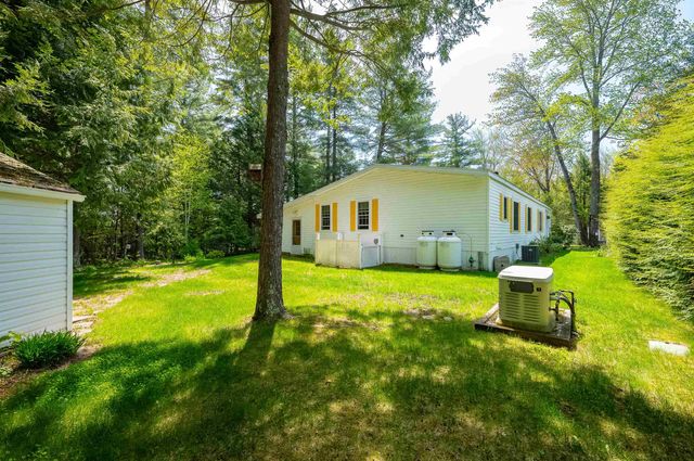 12 Diamondback Drive, Rochester, NH 03868