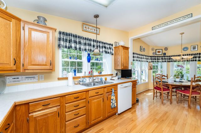 12 Diamondback Drive, Rochester, NH 03868